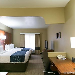 Queen Suite Two Queen Beds Non-Smoking